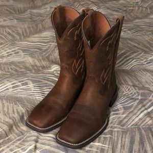 Ariat boots size 10.5